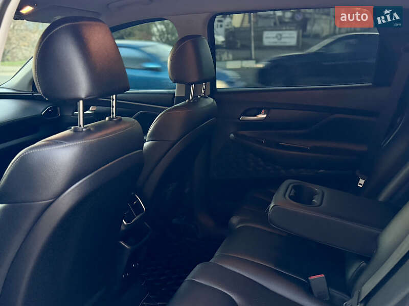 Позашляховик / Кросовер Hyundai Santa FE 2019 в Одесі