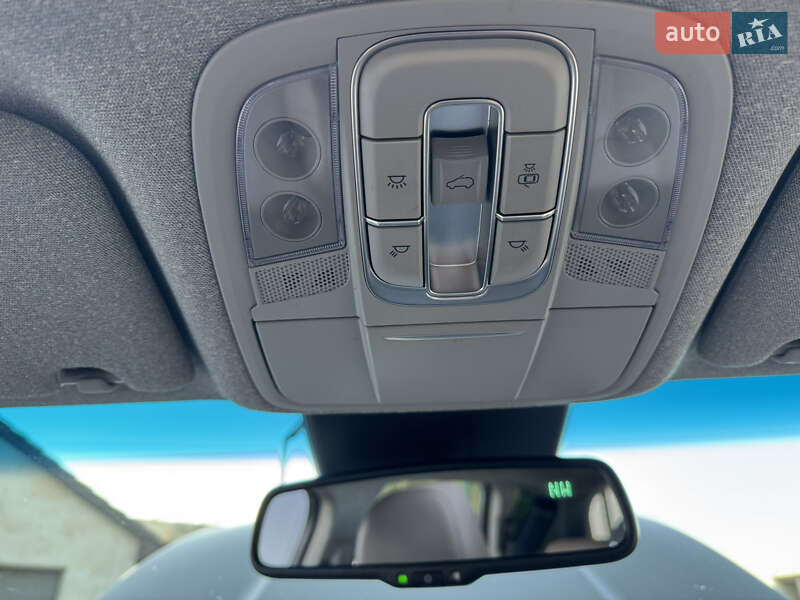 Позашляховик / Кросовер Hyundai Santa FE 2018 в Одесі