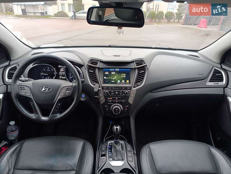 Внедорожник / Кроссовер Hyundai Santa FE 2016 в Болехове