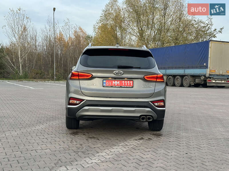 Внедорожник / Кроссовер Hyundai Santa FE 2018 в Броварах