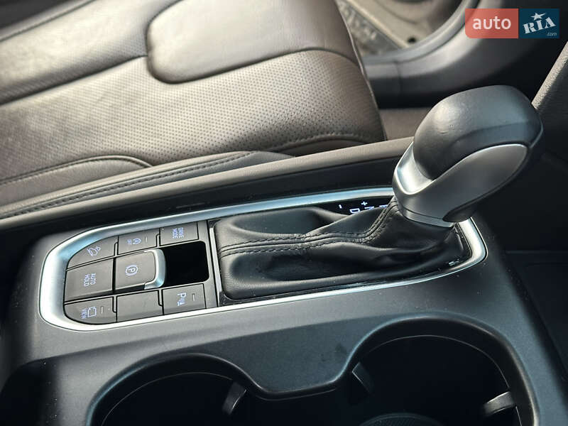 Внедорожник / Кроссовер Hyundai Santa FE 2018 в Броварах