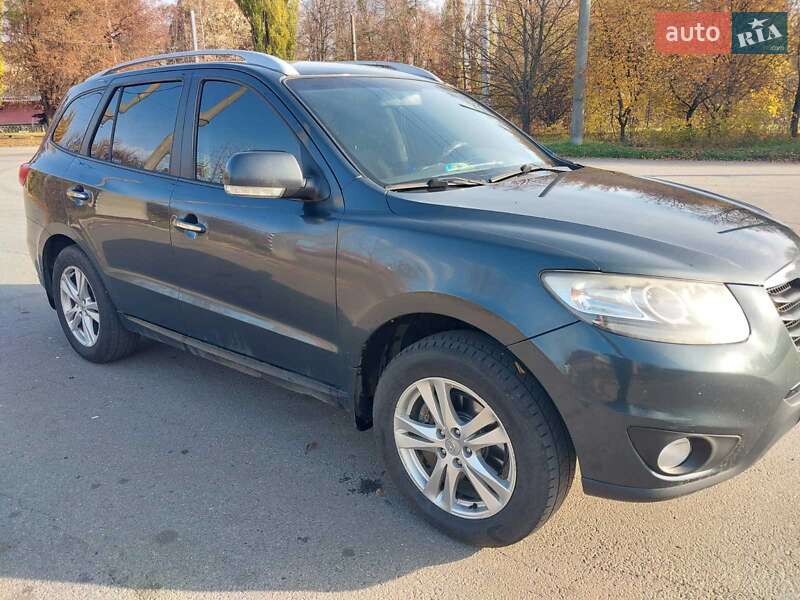 Внедорожник / Кроссовер Hyundai Santa FE 2011 в Полтаве