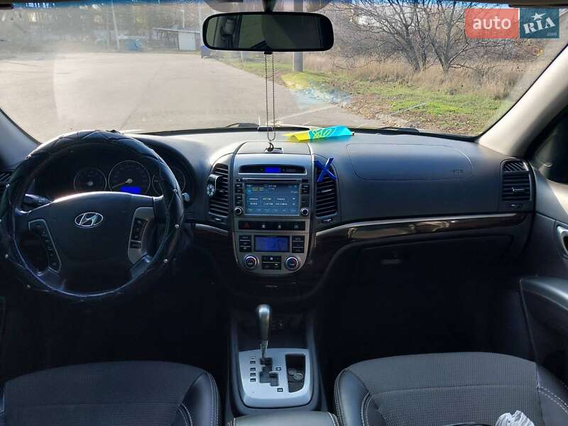 Внедорожник / Кроссовер Hyundai Santa FE 2011 в Полтаве