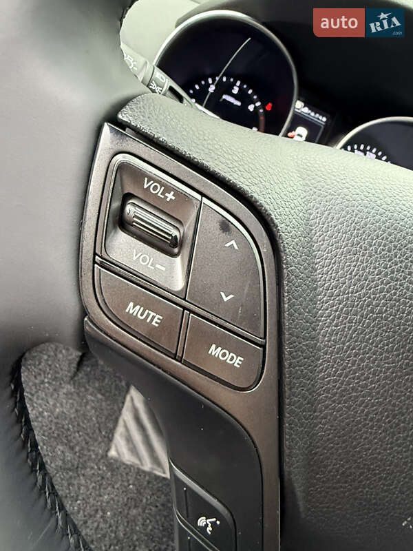 Внедорожник / Кроссовер Hyundai Santa FE 2017 в Киеве фото 29 Внедорожник / Кроссовер Hyundai Santa FE 2017 в Киеве