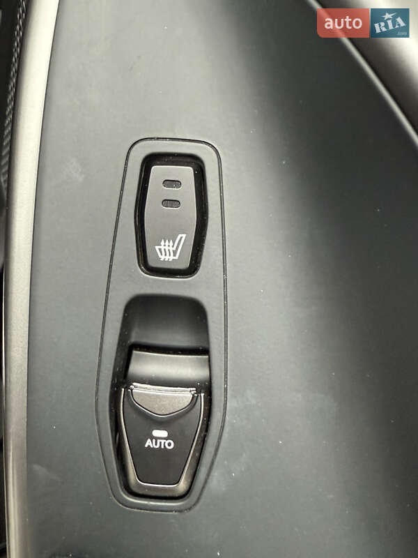 Внедорожник / Кроссовер Hyundai Santa FE 2017 в Киеве фото 66 Внедорожник / Кроссовер Hyundai Santa FE 2017 в Киеве