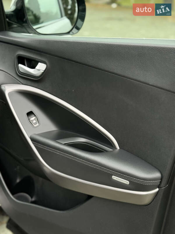 Внедорожник / Кроссовер Hyundai Santa FE 2014 в Дубно