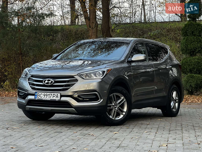 Внедорожник / Кроссовер Hyundai Santa FE 2016 в Дрогобыче