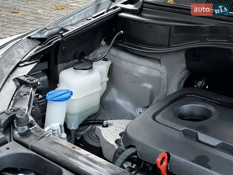 Внедорожник / Кроссовер Hyundai Santa FE 2016 в Дрогобыче