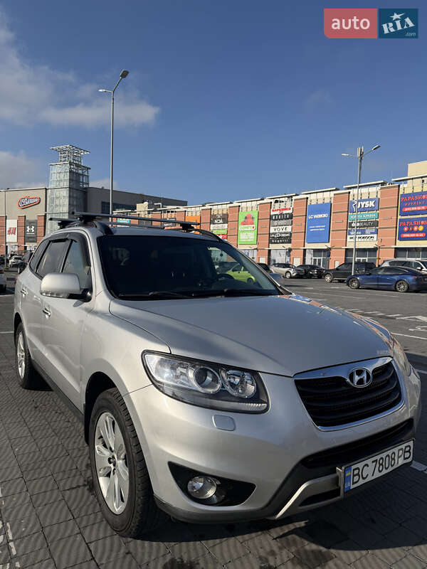 Внедорожник / Кроссовер Hyundai Santa FE 2012 в Львове