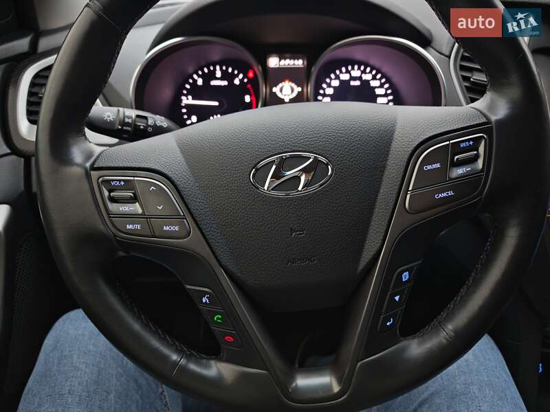 Внедорожник / Кроссовер Hyundai Santa FE 2016 в Могилев-Подольске фото 27 Внедорожник / Кроссовер Hyundai Santa FE 2016 в Могилев-Подольске