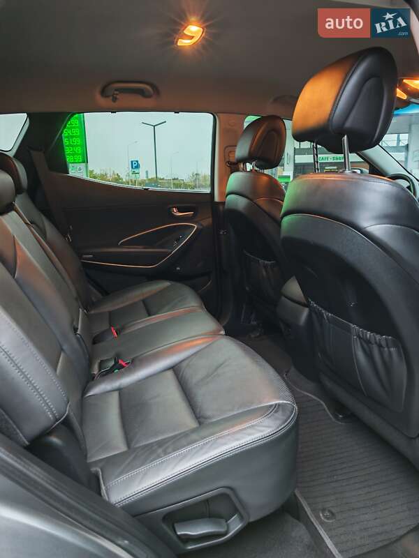 Внедорожник / Кроссовер Hyundai Santa FE 2016 в Могилев-Подольске фото 33 Внедорожник / Кроссовер Hyundai Santa FE 2016 в Могилев-Подольске