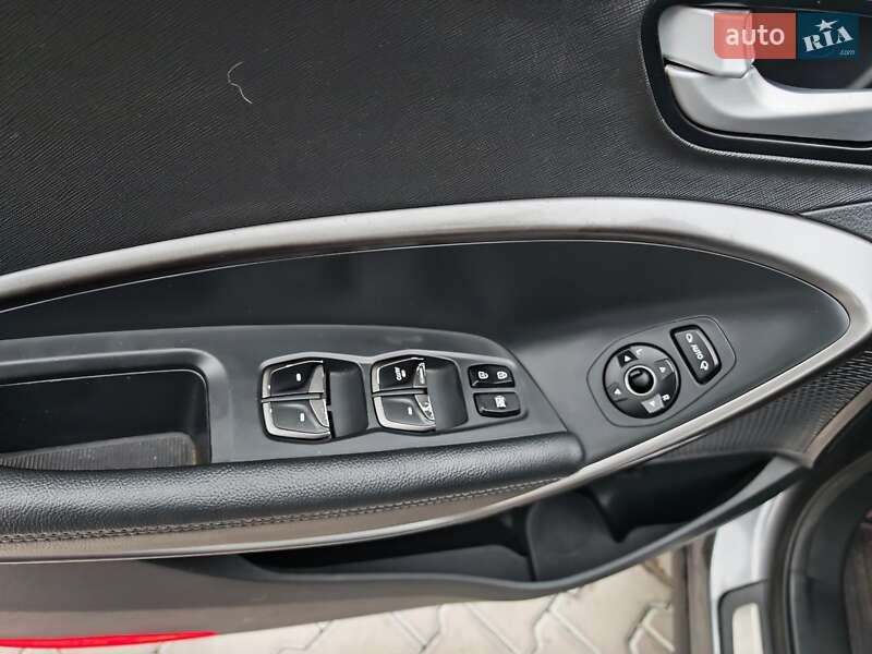 Внедорожник / Кроссовер Hyundai Santa FE 2016 в Могилев-Подольске фото 62 Внедорожник / Кроссовер Hyundai Santa FE 2016 в Могилев-Подольске