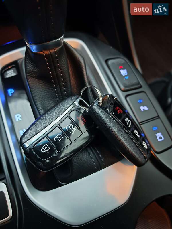 Внедорожник / Кроссовер Hyundai Santa FE 2016 в Могилев-Подольске фото 49 Внедорожник / Кроссовер Hyundai Santa FE 2016 в Могилев-Подольске