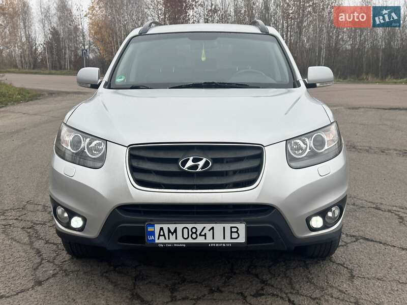 Внедорожник / Кроссовер Hyundai Santa FE 2011 в Бердичеве фото 4 Внедорожник / Кроссовер Hyundai Santa FE 2011 в Бердичеве