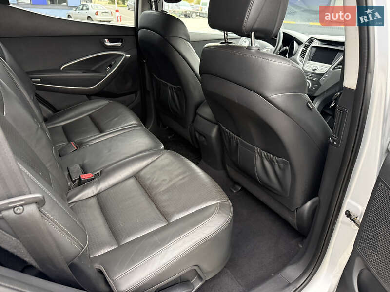 Позашляховик / Кросовер Hyundai Santa FE 2014 в Рівному