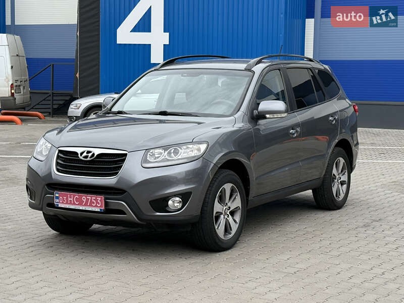 Внедорожник / Кроссовер Hyundai Santa FE 2012 в Ровно