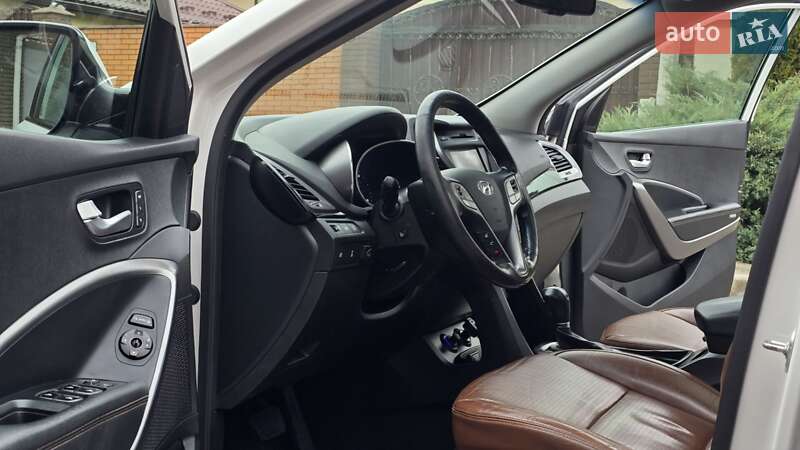 Позашляховик / Кросовер Hyundai Santa FE 2013 в Києві