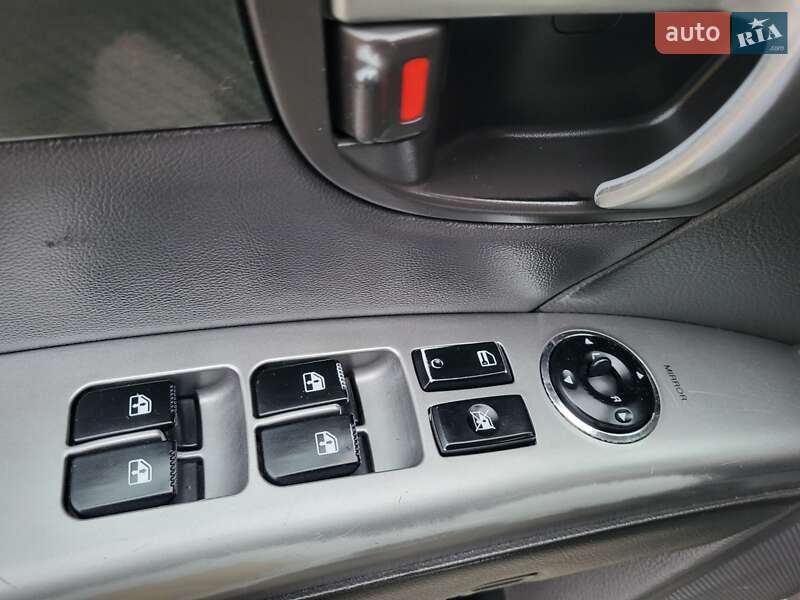 Внедорожник / Кроссовер Hyundai Santa FE 2011 в Хмельницком фото 103 Внедорожник / Кроссовер Hyundai Santa FE 2011 в Хмельницком