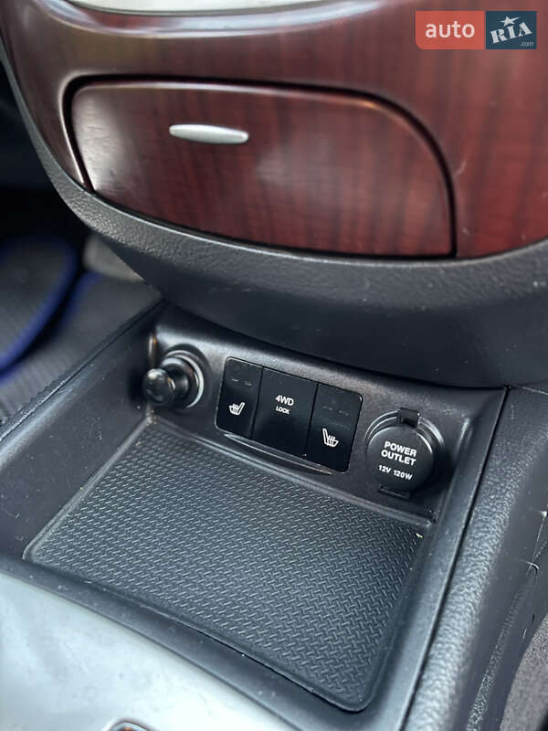 Внедорожник / Кроссовер Hyundai Santa FE 2006 в Виннице