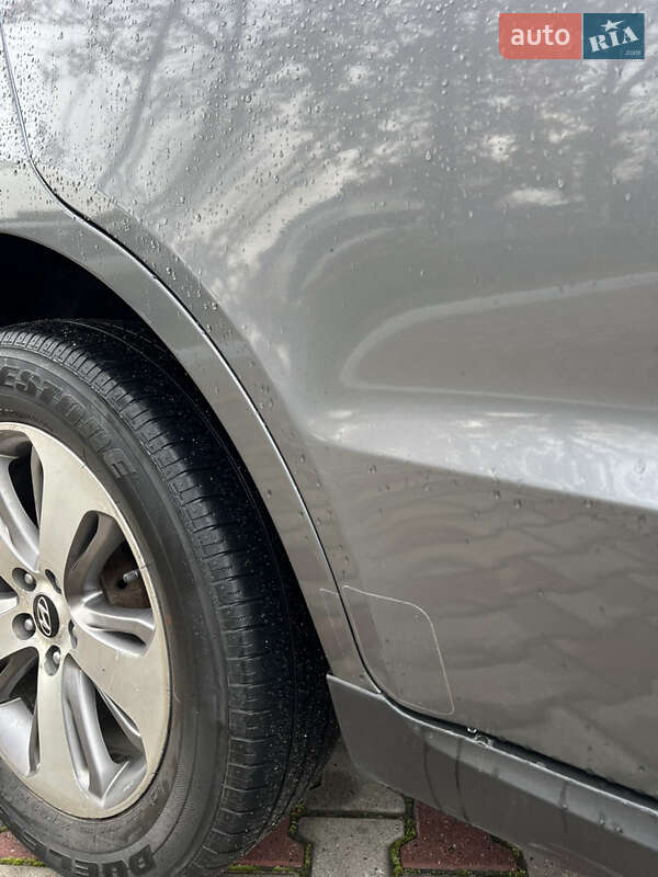 Внедорожник / Кроссовер Hyundai Santa FE 2012 в Одессе фото 13 Внедорожник / Кроссовер Hyundai Santa FE 2012 в Одессе