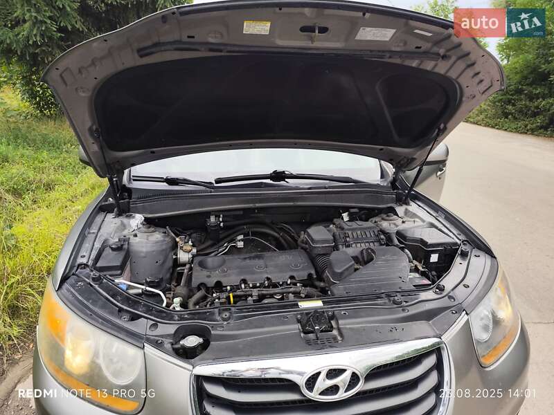 Позашляховик / Кросовер Hyundai Santa FE 2011 в Дрогобичі