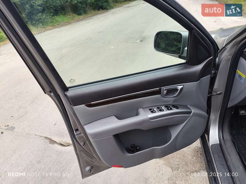 Позашляховик / Кросовер Hyundai Santa FE 2011 в Дрогобичі