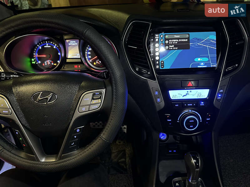 Внедорожник / Кроссовер Hyundai Santa FE 2014 в Фастове