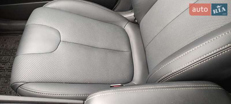 Позашляховик / Кросовер Hyundai Santa FE 2018 в Києві фото 36 Позашляховик / Кросовер Hyundai Santa FE 2018 в Києві