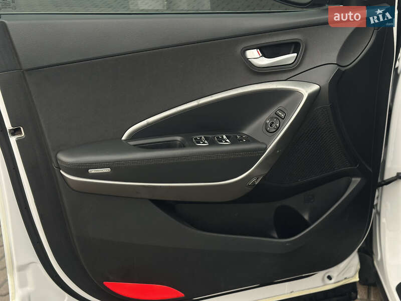 Внедорожник / Кроссовер Hyundai Santa FE 2017 в Киеве фото 28 Внедорожник / Кроссовер Hyundai Santa FE 2017 в Киеве