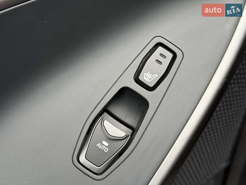 Внедорожник / Кроссовер Hyundai Santa FE 2016 в Ровно фото 40 Внедорожник / Кроссовер Hyundai Santa FE 2016 в Ровно