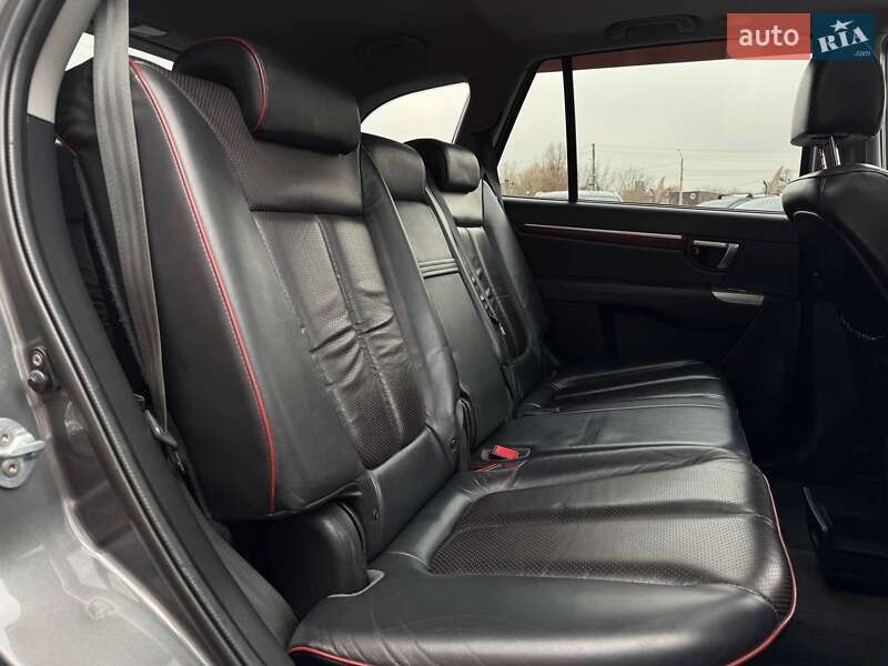 Внедорожник / Кроссовер Hyundai Santa FE 2007 в Ровно