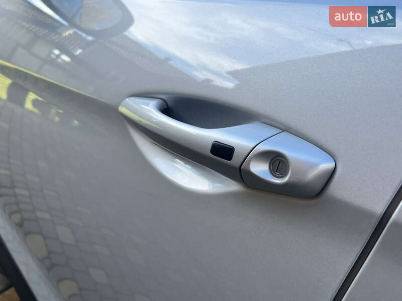 Внедорожник / Кроссовер Hyundai Santa FE 2013 в Ивано-Франковске