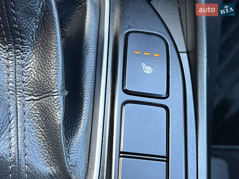 Внедорожник / Кроссовер Hyundai Santa FE 2013 в Ивано-Франковске