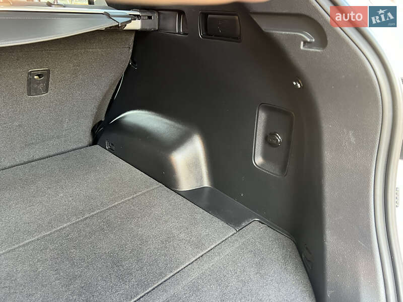 Внедорожник / Кроссовер Hyundai Santa FE 2013 в Ивано-Франковске