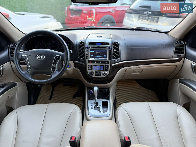 Внедорожник / Кроссовер Hyundai Santa FE 2011 в Одессе