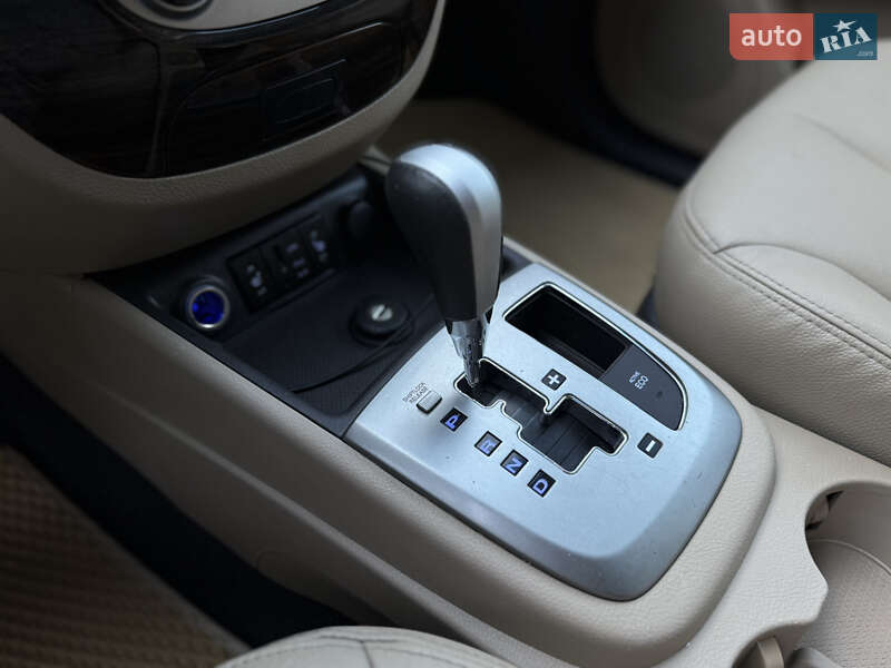 Внедорожник / Кроссовер Hyundai Santa FE 2011 в Одессе