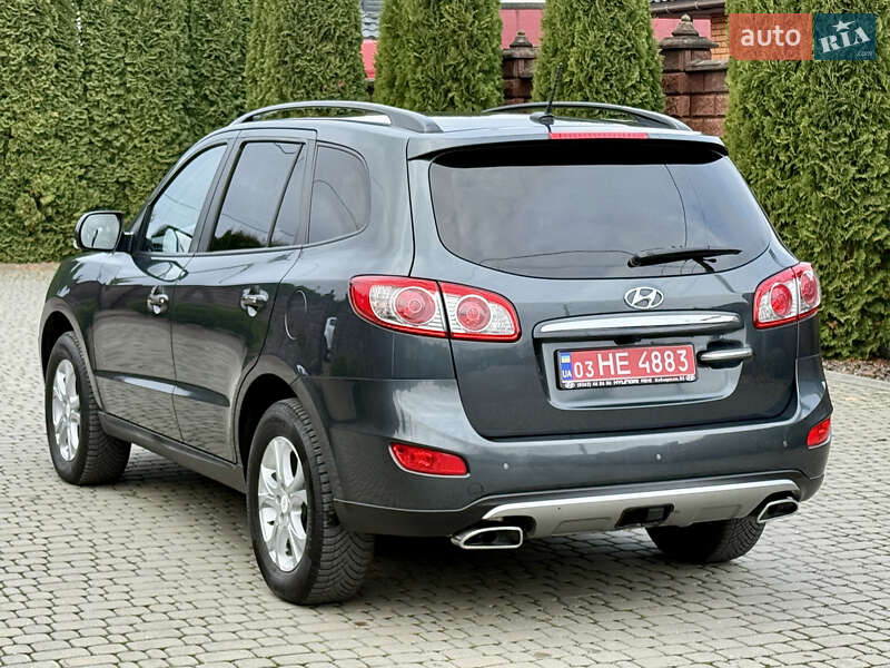 Внедорожник / Кроссовер Hyundai Santa FE 2012 в Ровно
