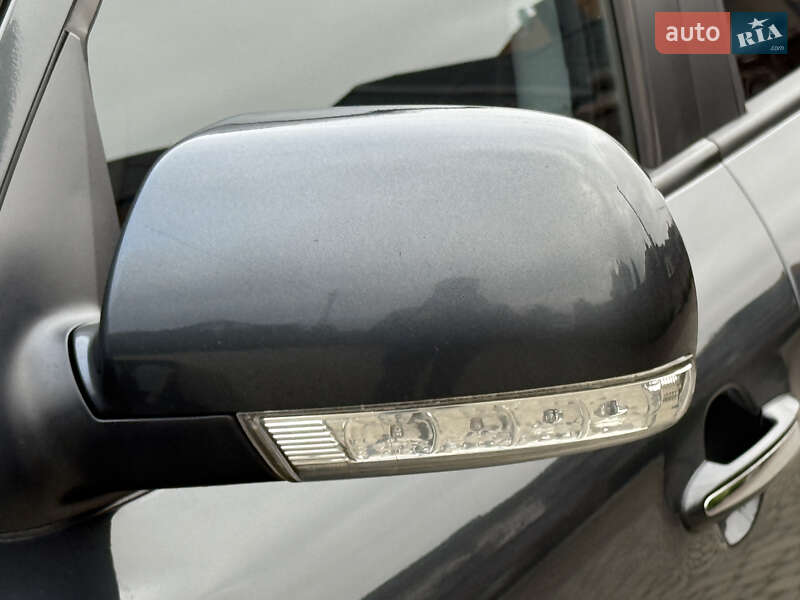 Внедорожник / Кроссовер Hyundai Santa FE 2012 в Ровно