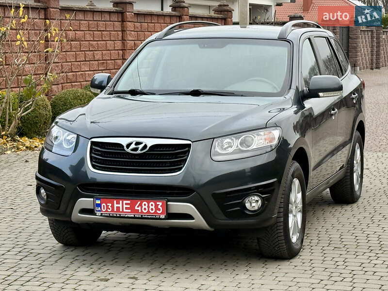 Внедорожник / Кроссовер Hyundai Santa FE 2012 в Ровно