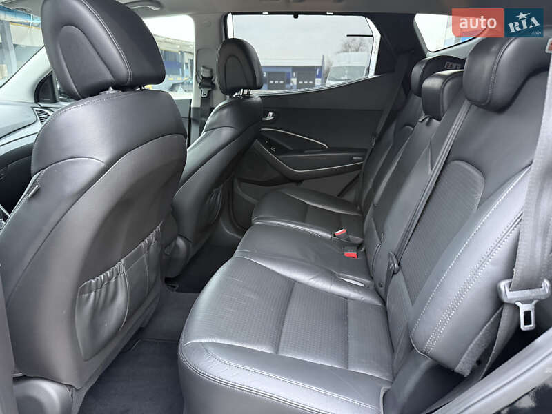 Внедорожник / Кроссовер Hyundai Santa FE 2014 в Ровно