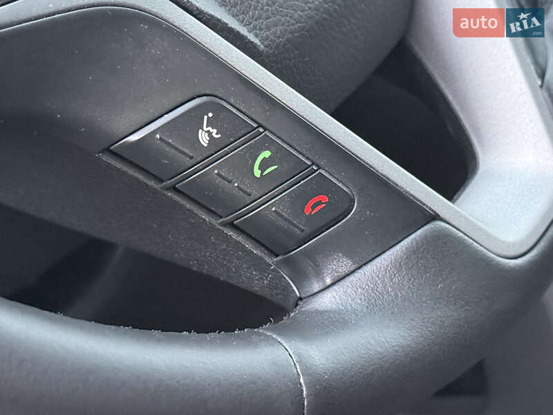 Внедорожник / Кроссовер Hyundai Santa FE 2014 в Ровно