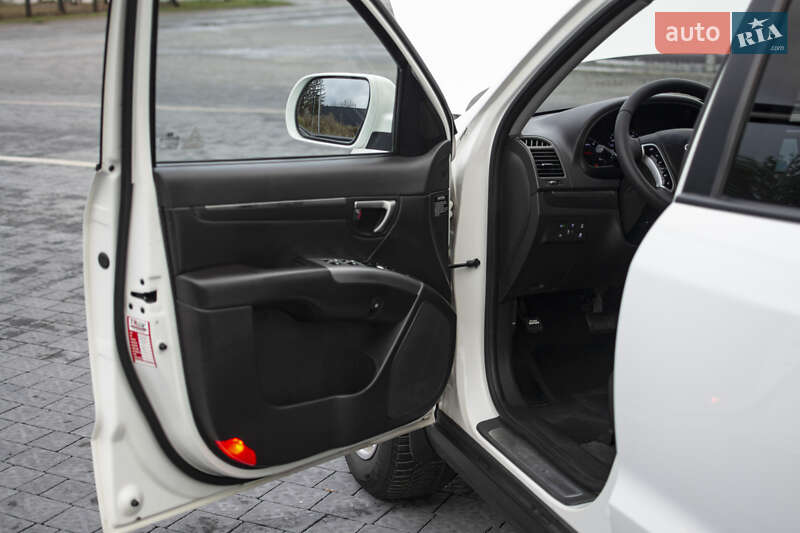Внедорожник / Кроссовер Hyundai Santa FE 2011 в Самборе фото 28 Внедорожник / Кроссовер Hyundai Santa FE 2011 в Самборе