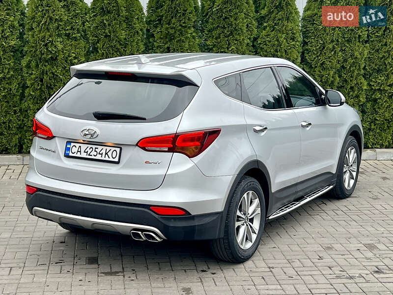 Внедорожник / Кроссовер Hyundai Santa FE 2015 в Черкассах
