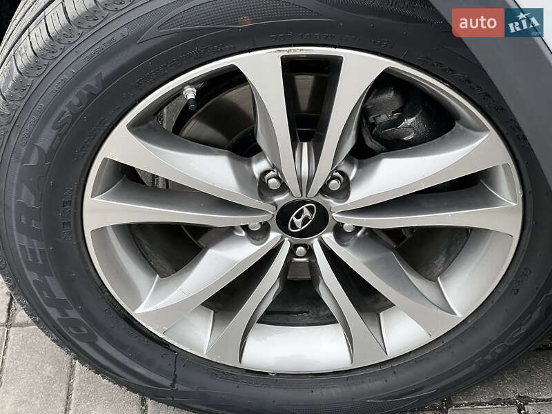 Внедорожник / Кроссовер Hyundai Santa FE 2015 в Черкассах
