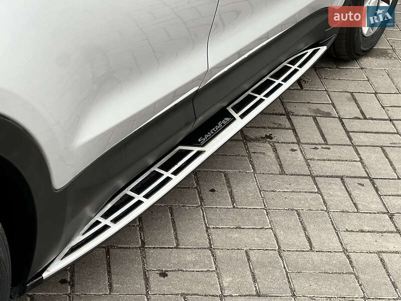 Внедорожник / Кроссовер Hyundai Santa FE 2015 в Черкассах