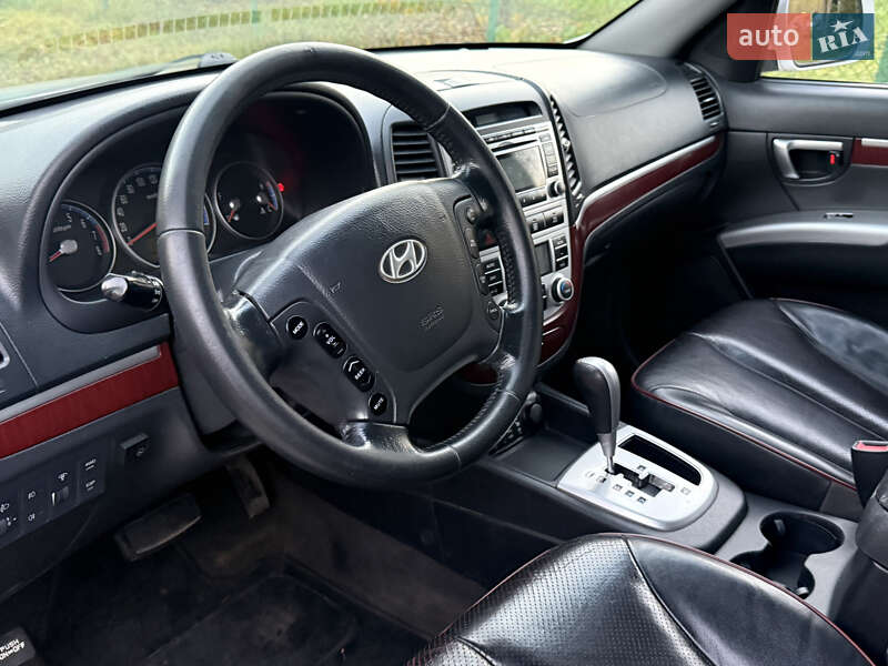 Позашляховик / Кросовер Hyundai Santa FE 2009 в Львові