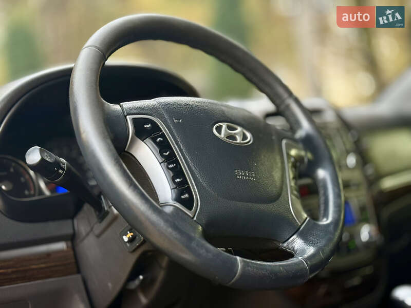 Внедорожник / Кроссовер Hyundai Santa FE 2012 в Львове фото 35 Внедорожник / Кроссовер Hyundai Santa FE 2012 в Львове