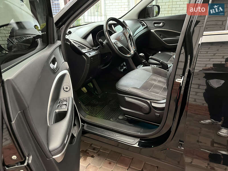 Позашляховик / Кросовер Hyundai Santa FE 2013 в Магдалинівці