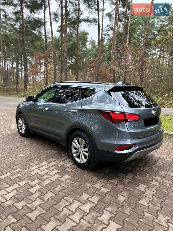 Позашляховик / Кросовер Hyundai Santa FE 2018 в Львові фото 3 Позашляховик / Кросовер Hyundai Santa FE 2018 в Львові