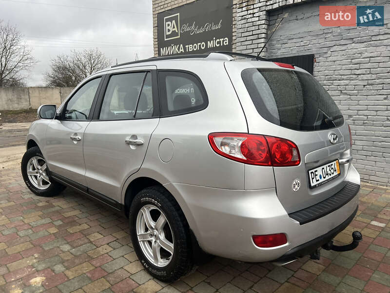 Внедорожник / Кроссовер Hyundai Santa FE 2009 в Нововолынске